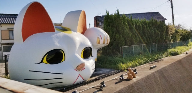 街の陶器と招き猫- 📍常滑   愛知県